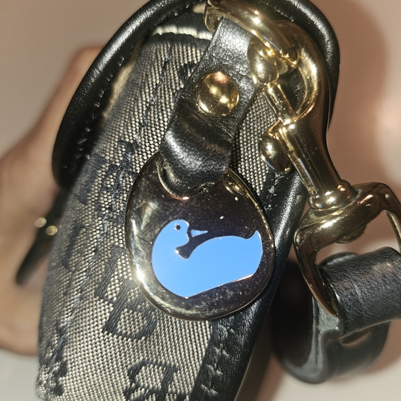 Dooney & Bourke black mini wristlet With Blue Duck Hangtag - Picture 4 of 7